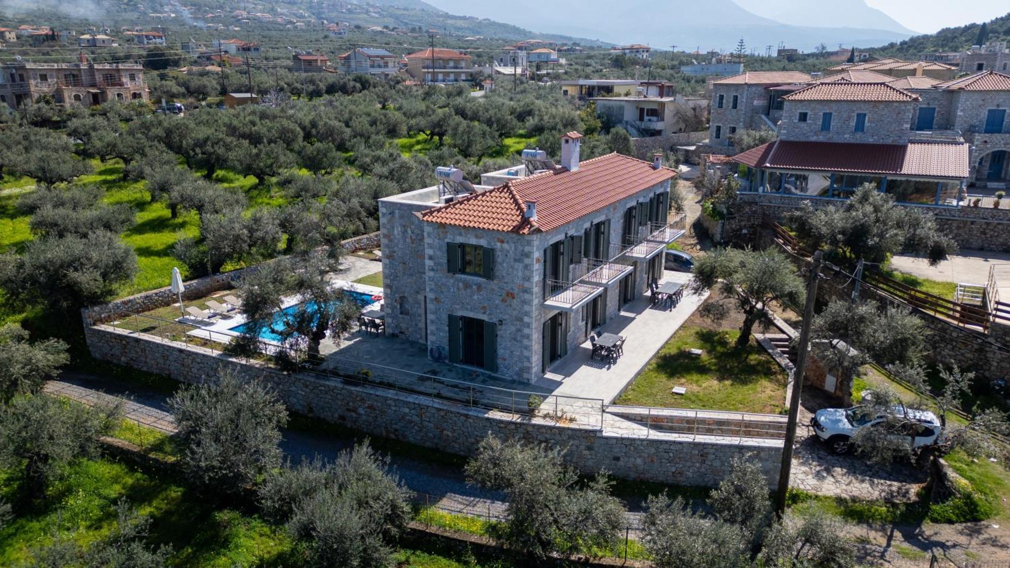 Villa Torri Di Pietra à Stoúpa Extérieur photo