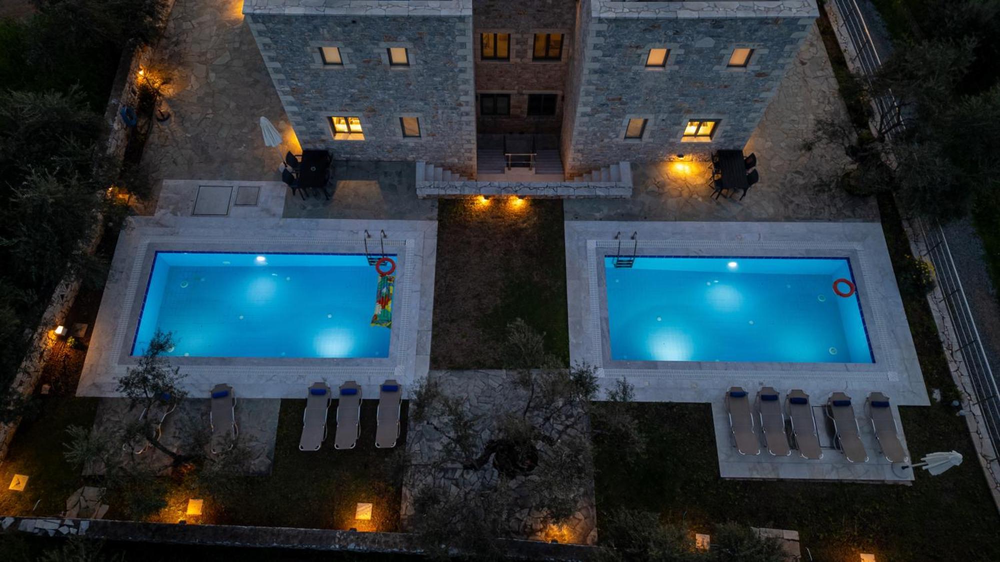 Villa Torri Di Pietra à Stoúpa Extérieur photo