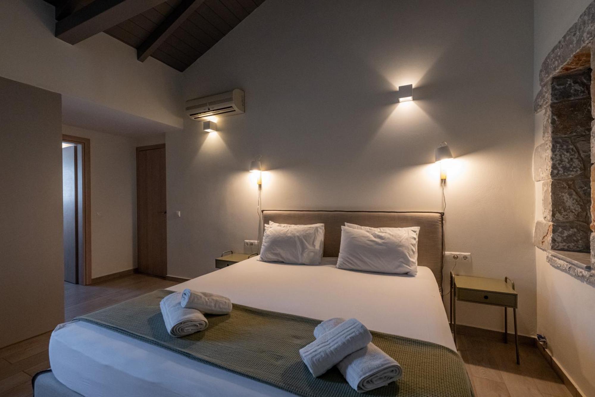 Villa Torri Di Pietra à Stoúpa Chambre photo